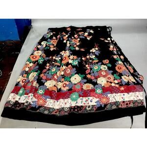 Women’s Ruffled Floral Tie Back Skirt - Size 14 - 31”L